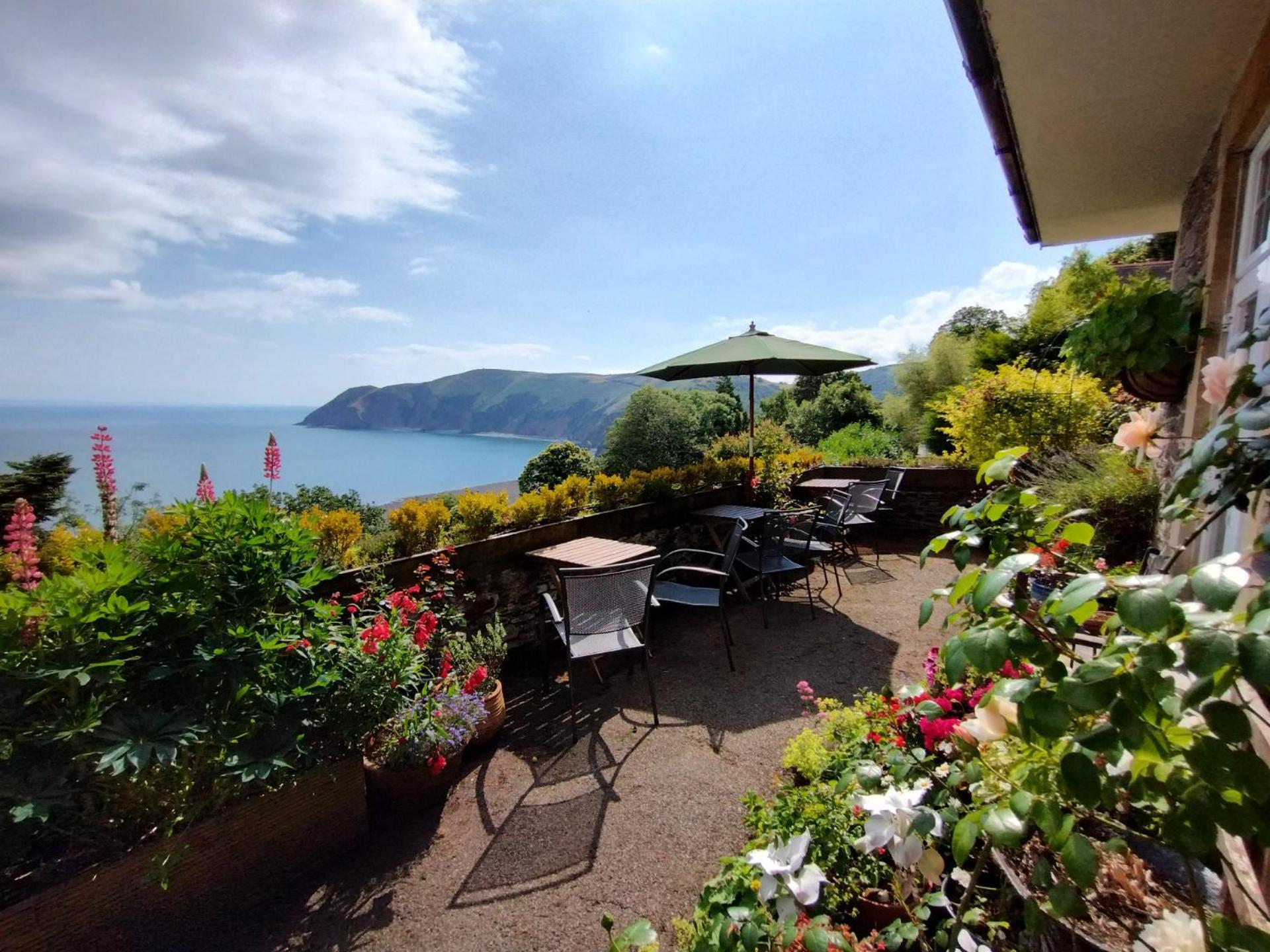 Chough'S Nest Hotel ลินตัน ภายนอก รูปภาพ